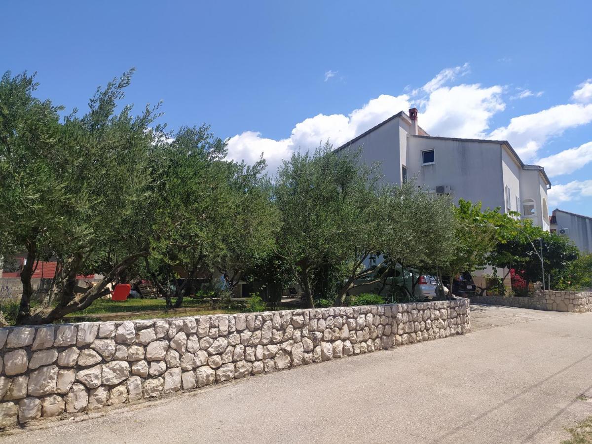 Apartment & Rooms Poppy Rose Zadar Extérieur photo