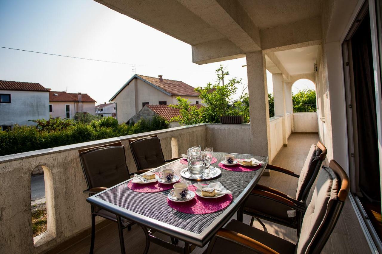 Apartment & Rooms Poppy Rose Zadar Extérieur photo